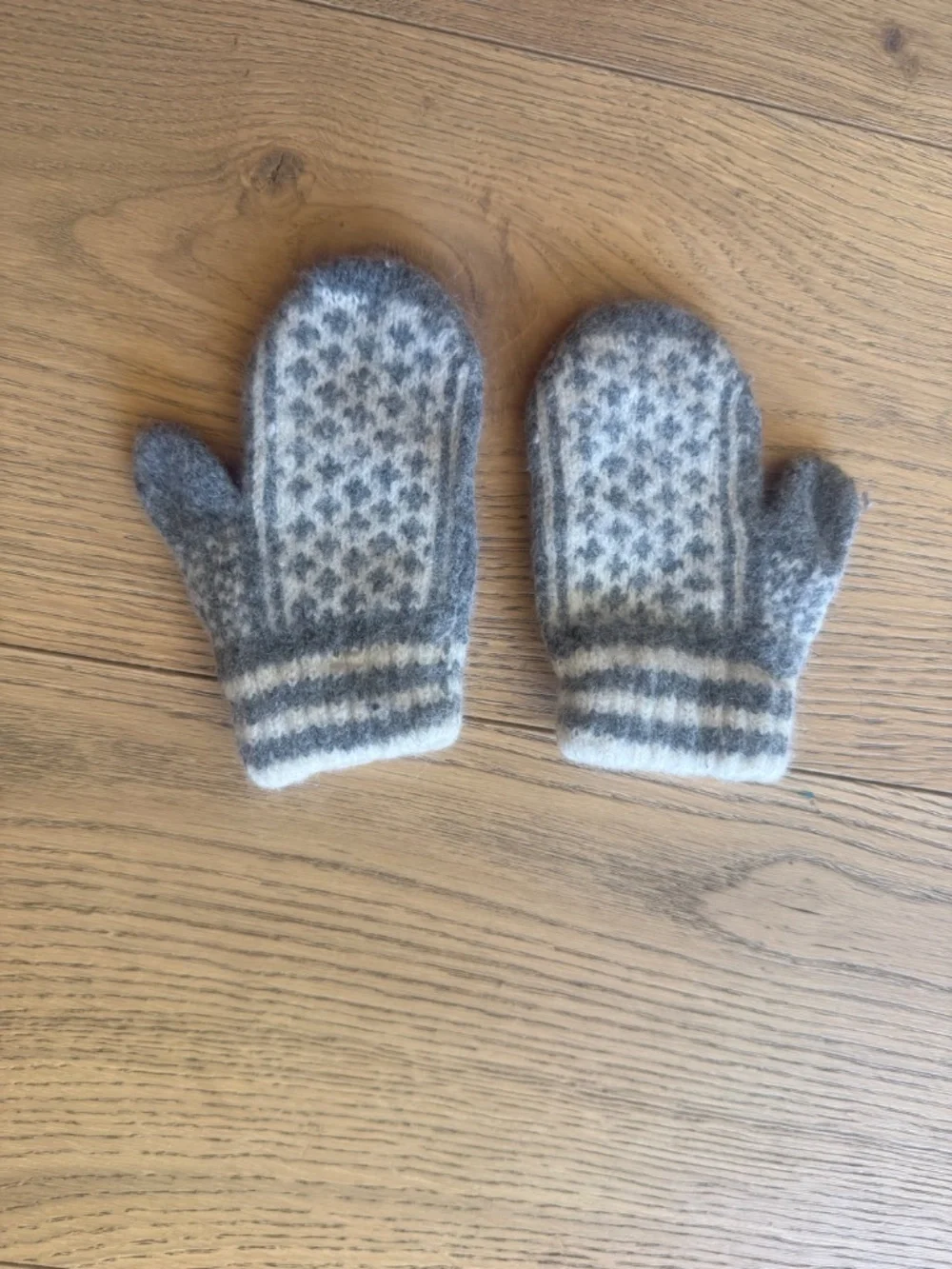 Hestra Baby Gloves Mittens Size 2 About 0-24months